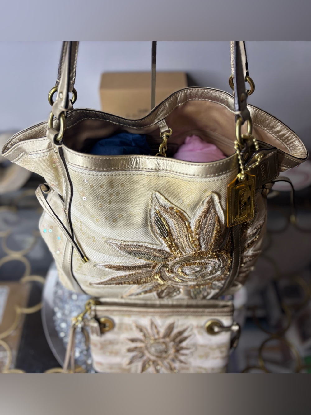 Coach 2012 Audrey Limited Edition Sun Starfish tote w/ matching wristlet EUC - Picture 7 of 17